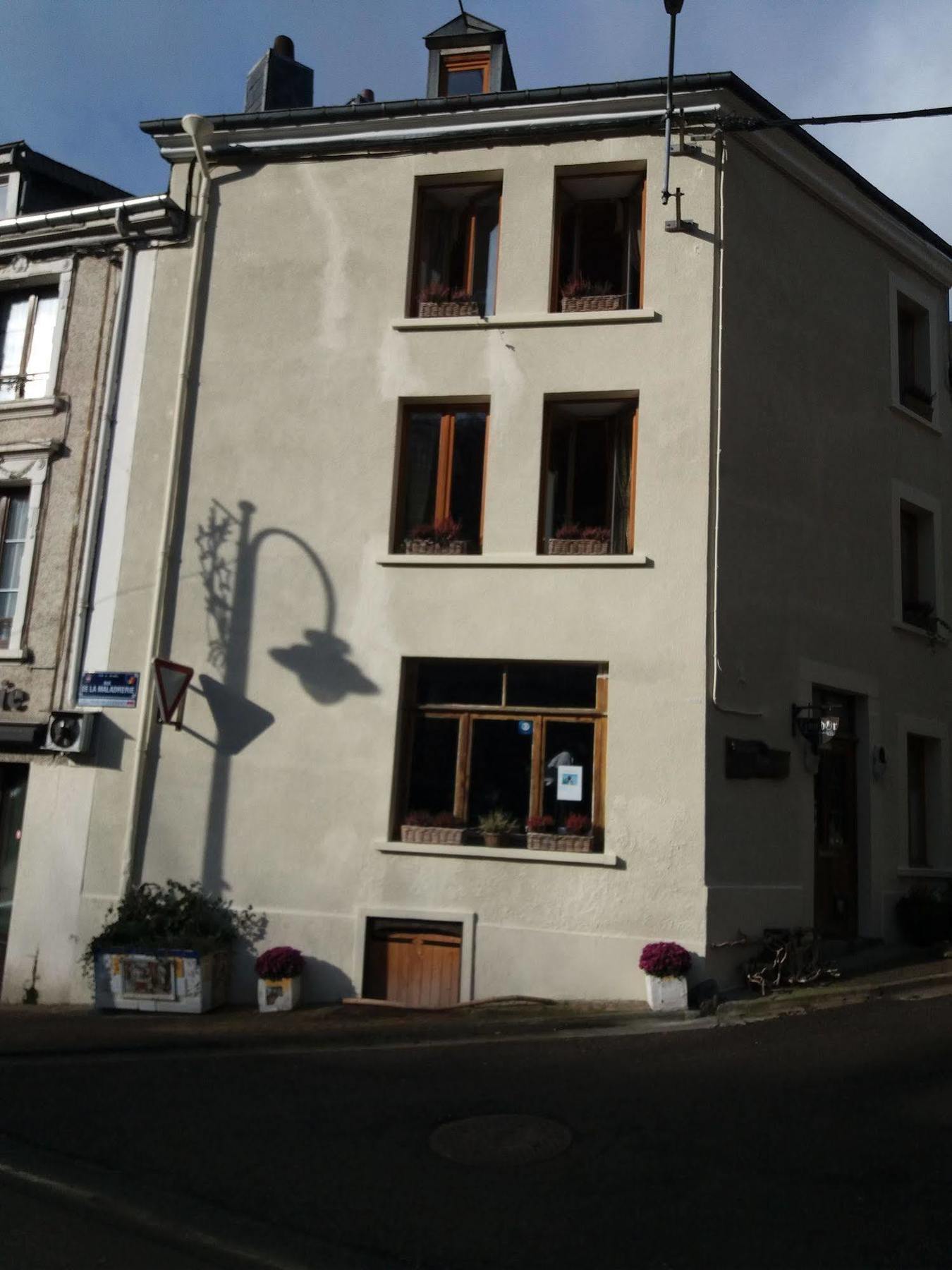 Bed and Breakfast Golden Lion Bouillon Exteriér fotografie