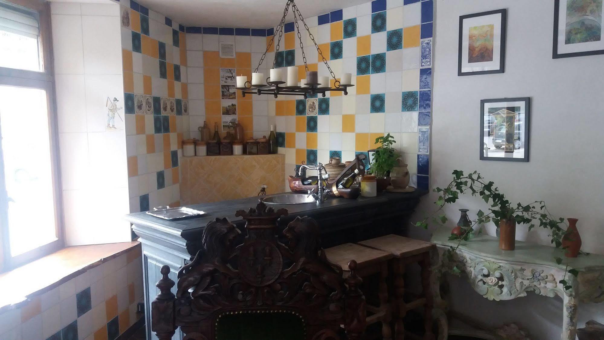 Bed and Breakfast Golden Lion Bouillon Exteriér fotografie