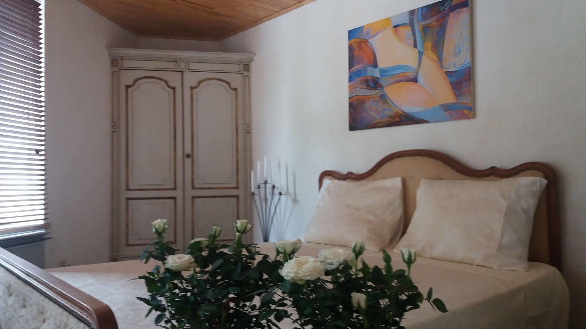 Bed and Breakfast Golden Lion Bouillon Exteriér fotografie