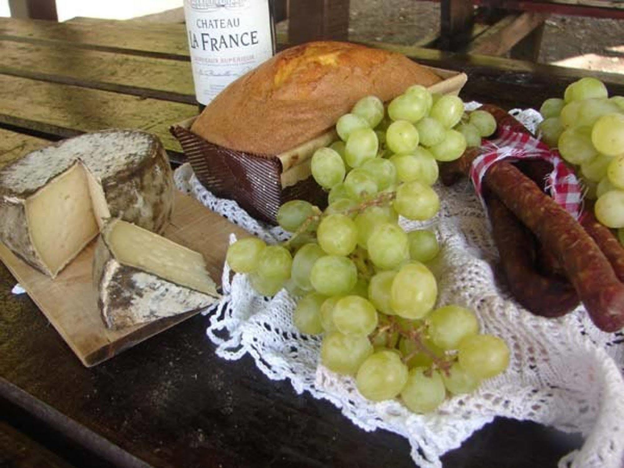 Bed and Breakfast Golden Lion Bouillon Exteriér fotografie